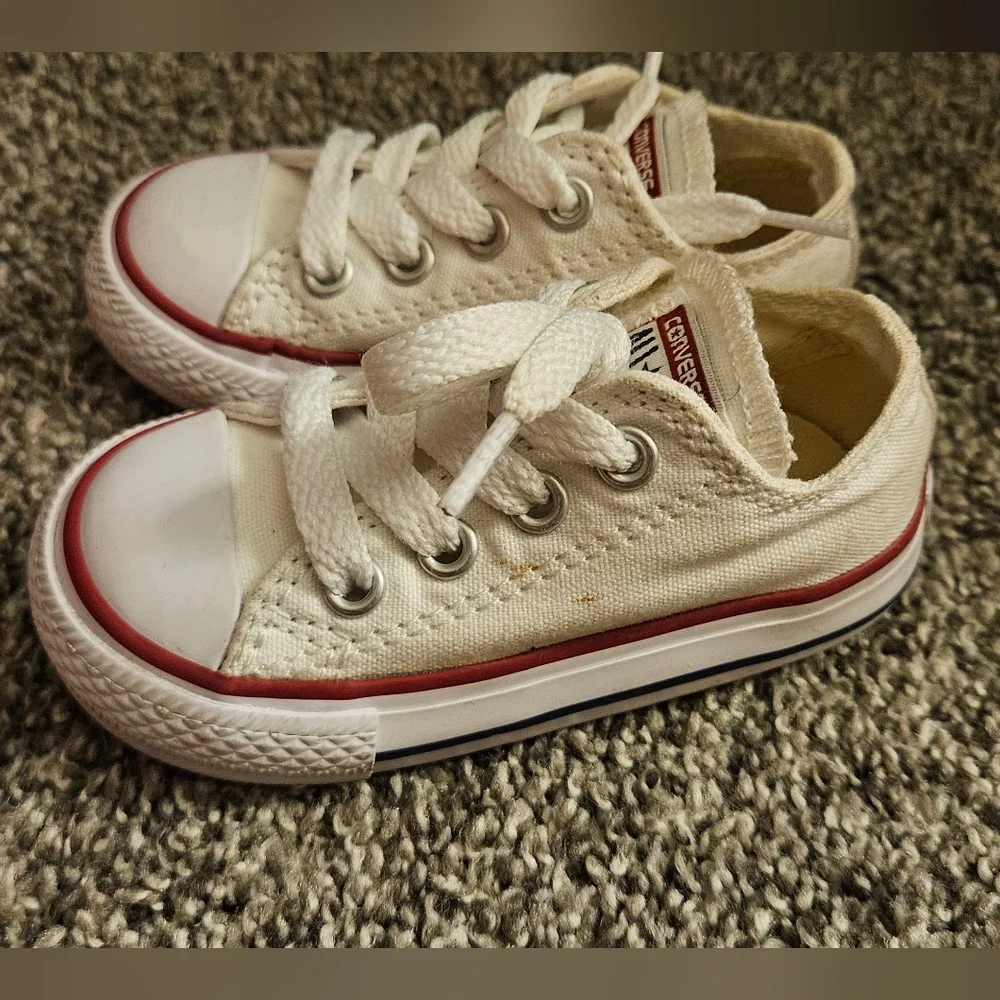 Converse Baby Sneakers - Picture 4 of 8